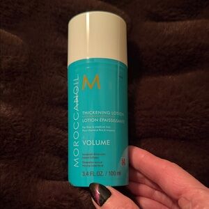 Moroccanoil Thickening Lotion - Blue and White